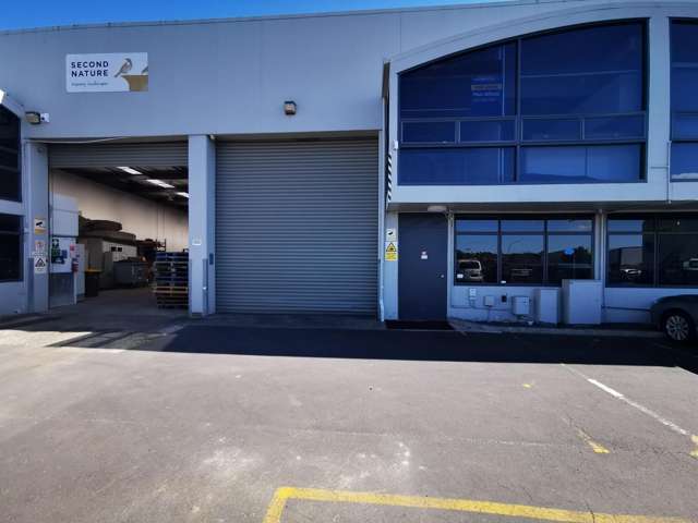 3/33-35 Waipareira Avenue Henderson_2