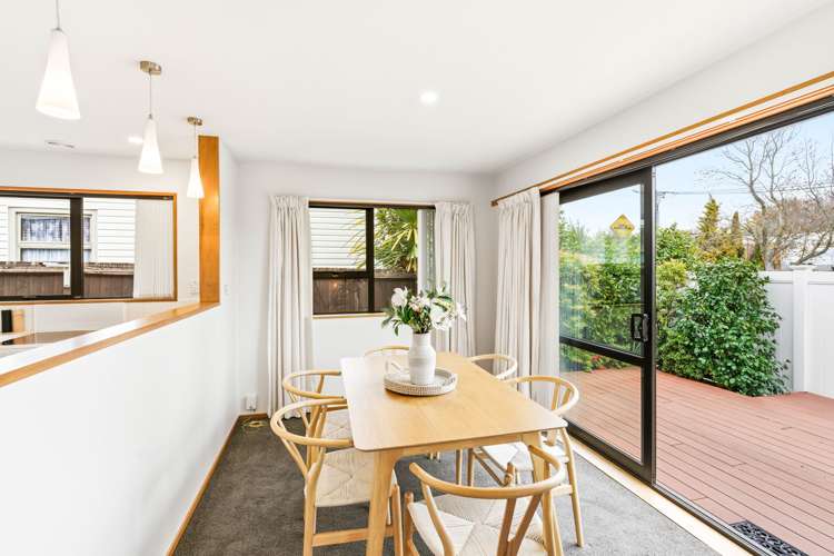 2/16 Wyndham Street Papanui_6
