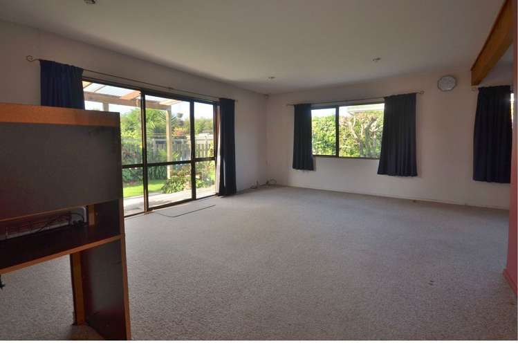 1b Stephens Place Hairini_2