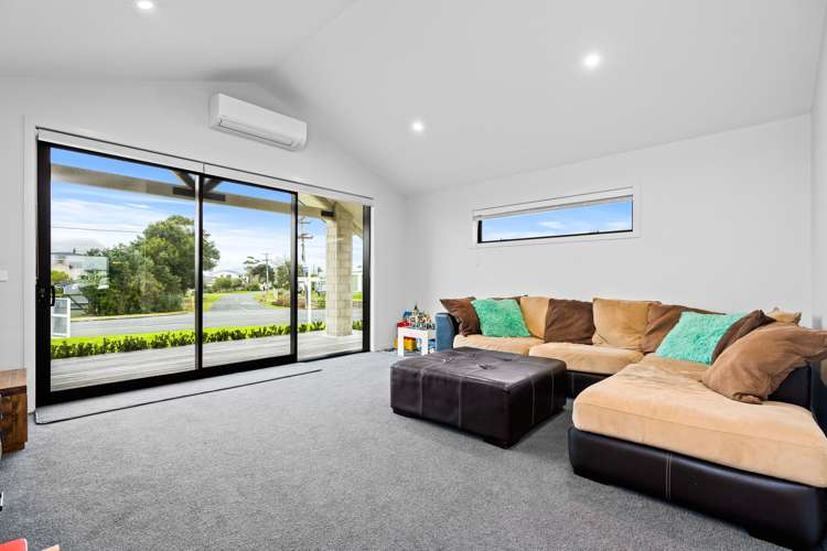 125 Marsden Bay Drive One Tree Point_10