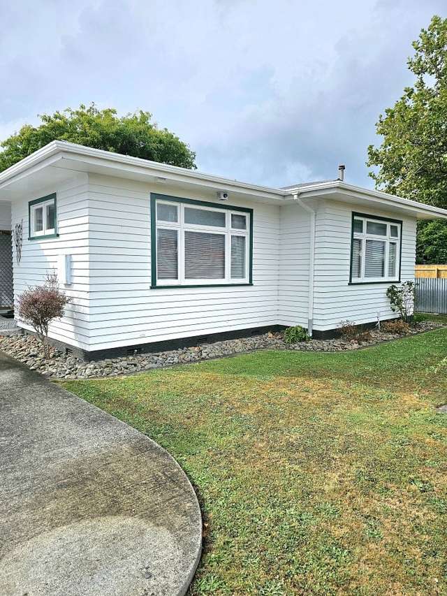 Charming 3BR Home in Palmerston Nth!