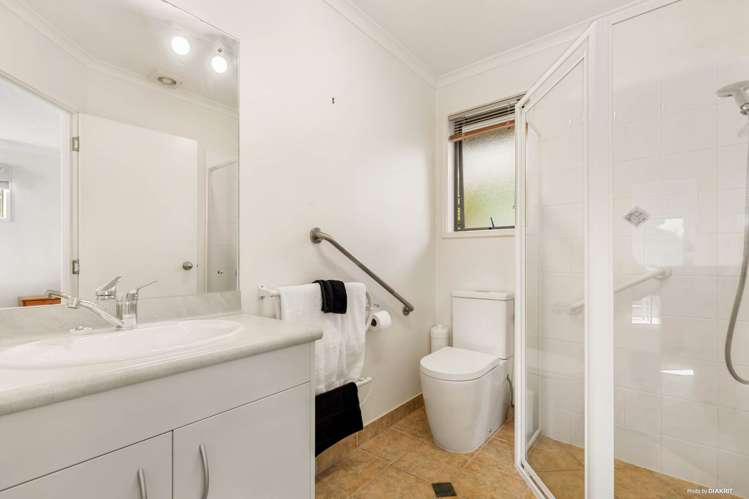 38 Kath Hopper Drive Orewa_14