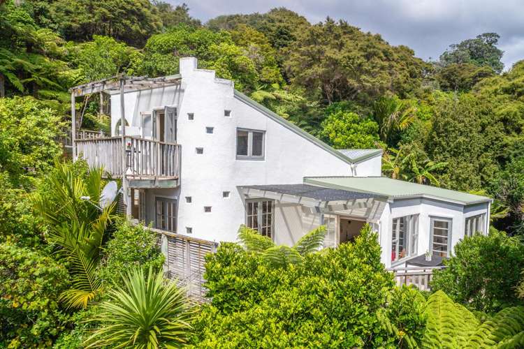 69 Victoria Road South_1