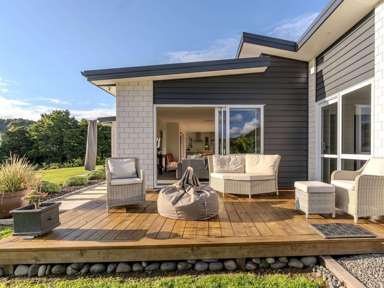 17 Riverbank Drive_3