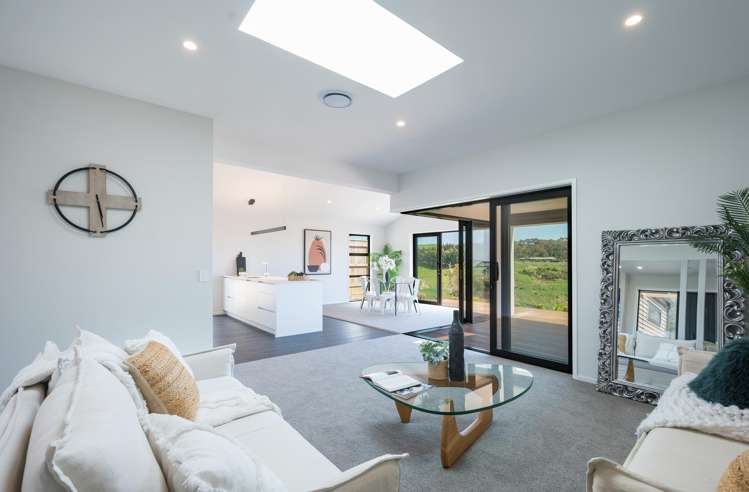 7 Hill Tops Way Stoke_8