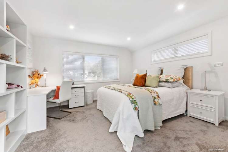 54 Jandell Crescent Bucklands Beach_19