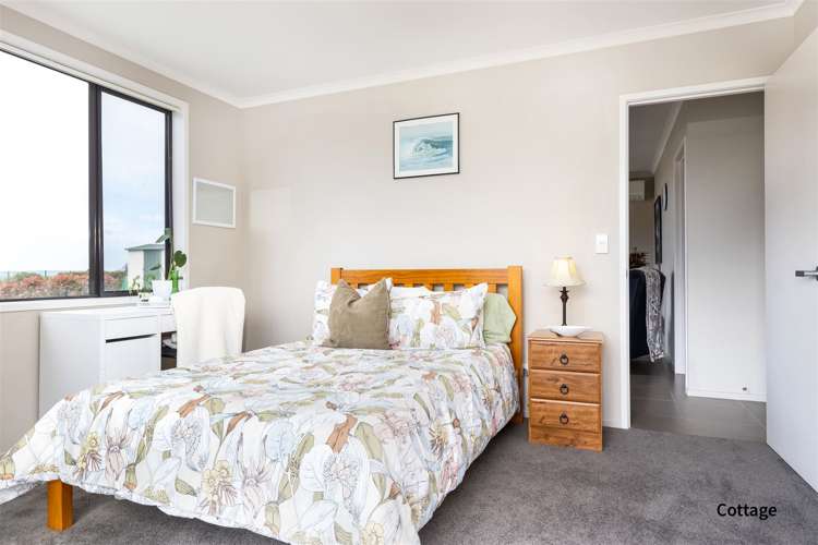 19 Ocean View Crescent Rarangi_18