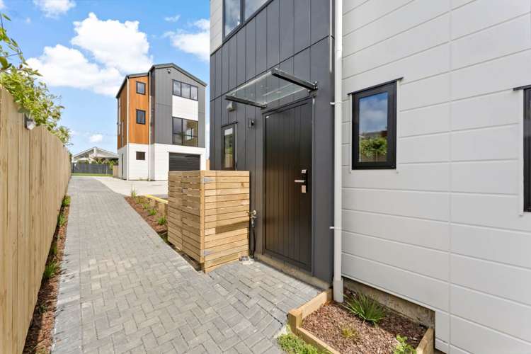 Lot 2/58 Waipani Road Te Atatu Peninsula_16