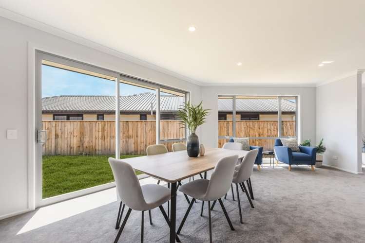 3 Oakley Lane Richmond_11