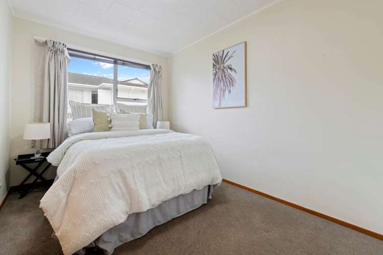 1/11 Charntay Avenue Clover Park_4