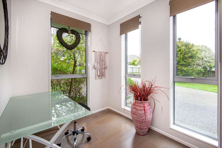 64 Aotea Drive Aotea_12