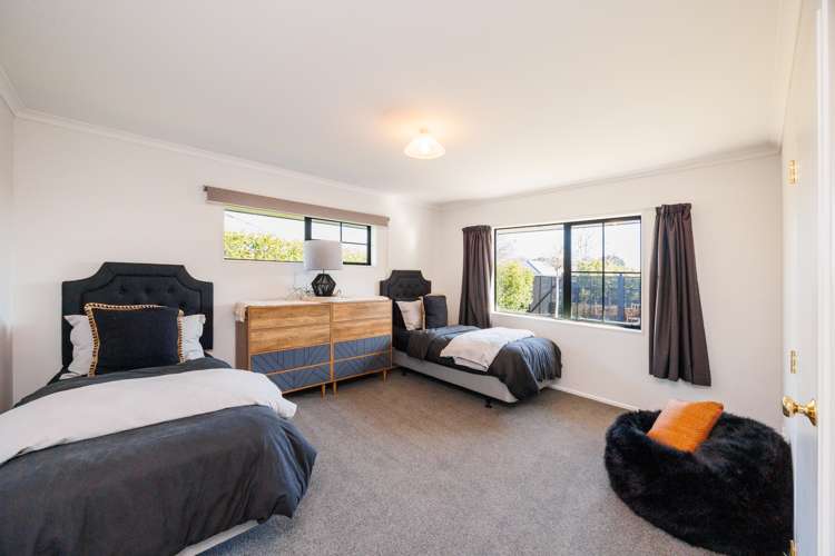 2 Alpine Grove Kelvin Grove_17
