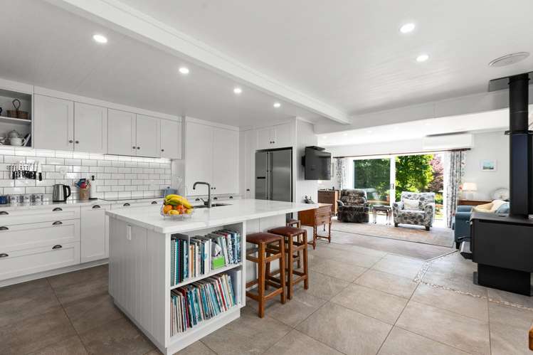 510 Smedley Road Tikokino_1