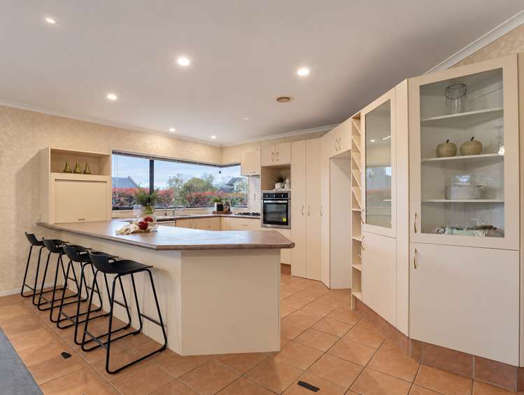 1 Roderick Place Rototuna_14