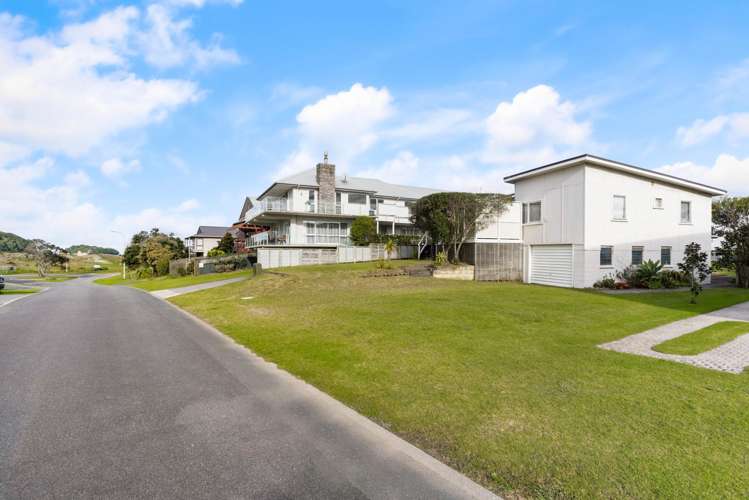 204 Beverley Terrace Whangamata_18