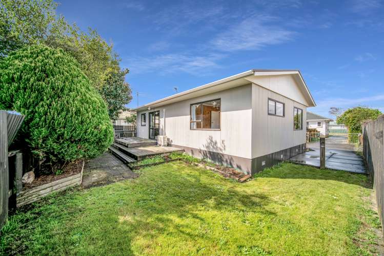 2/45 Sutton Crescent Papakura_1
