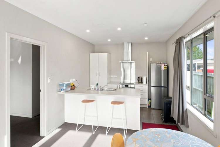 602 A & B Worcester Street_5