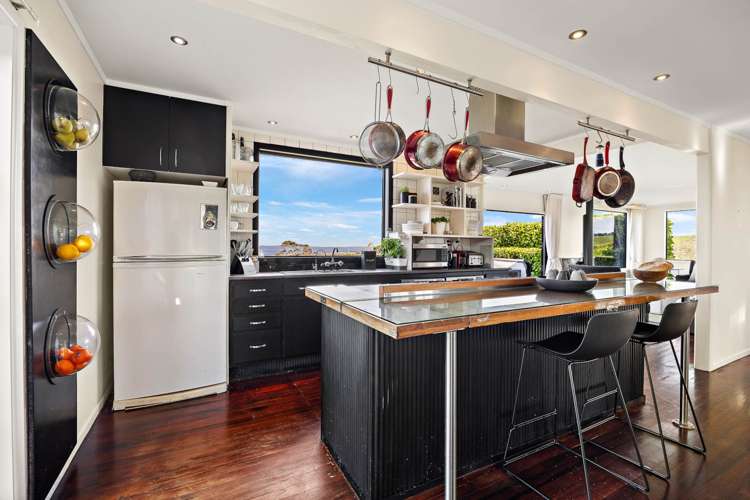 205 Fuller Road South Head_11