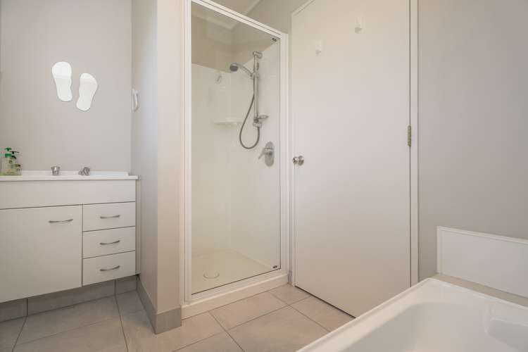 104 Sands Crescent Matarangi_14