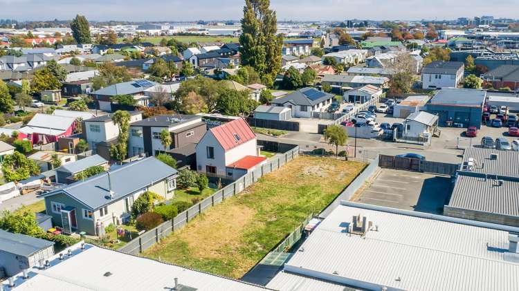 102 Grafton Street Waltham_6