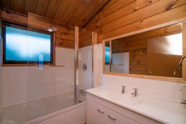 17 Dorset Street Opunake_12