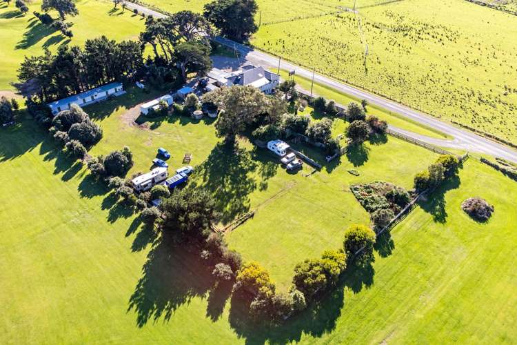5726 Masterton Castlepoint Road Tinui_25