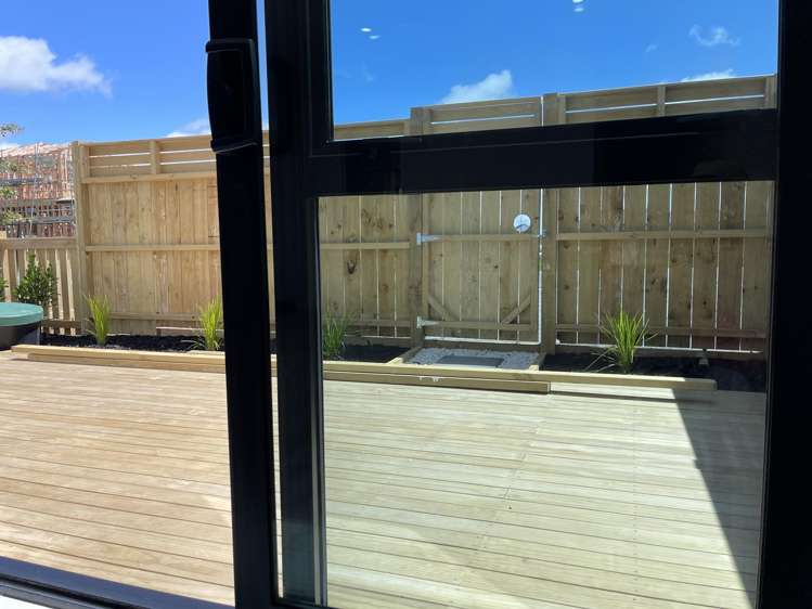 18 Ihi Place Drury_6