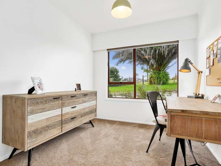 771 Ridge Road Riverhead_16