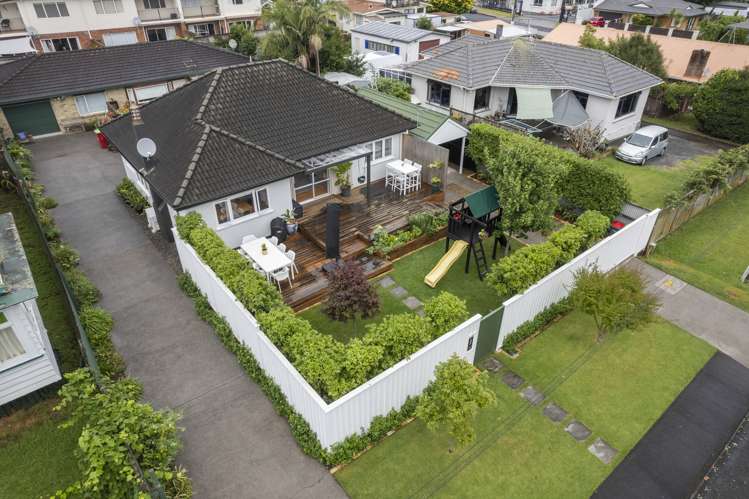 1/26 Queen Street Papakura_23