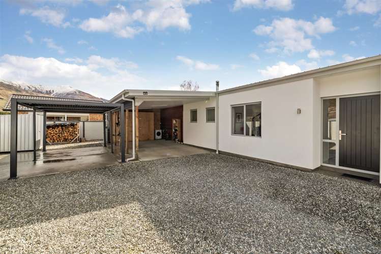 2 Coromandel Street Wanaka_17