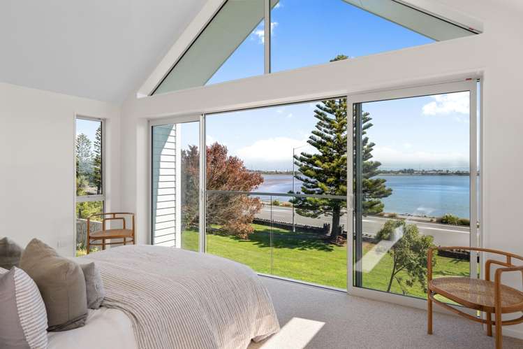 2/1 The Brae Mt Pleasant_12