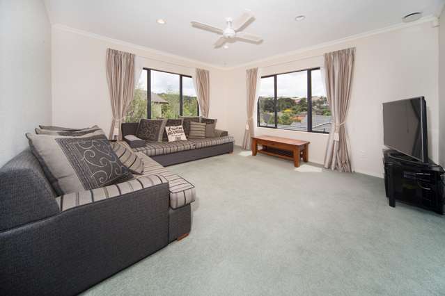 16 Phoebe Meikle Place Torbay_2