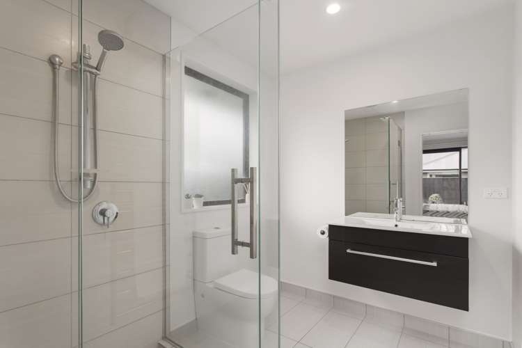 21 Oaks Drive Lincoln_17