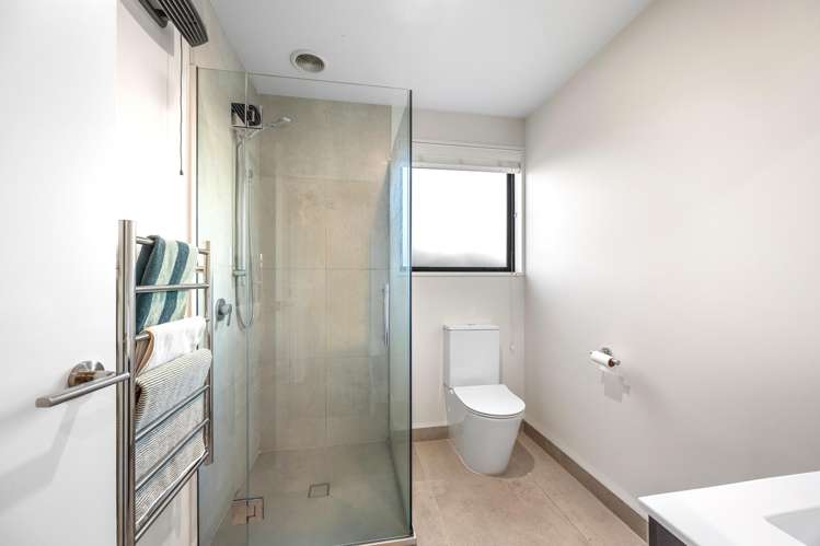 1/329 Lincoln Road Addington_10