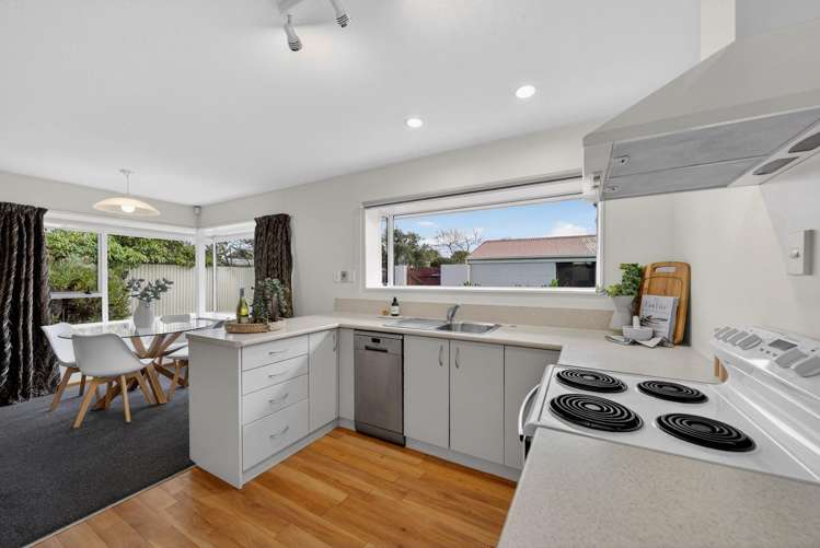 2/148 Rose Street Somerfield_8