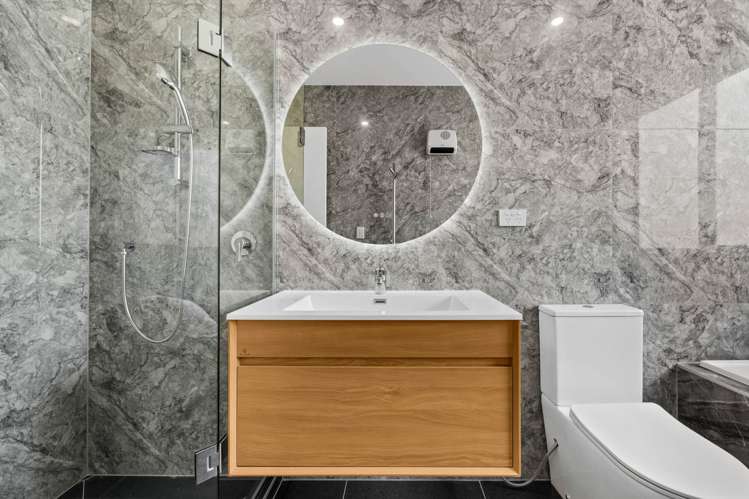 21 Tuwai Crescent Opaheke_12