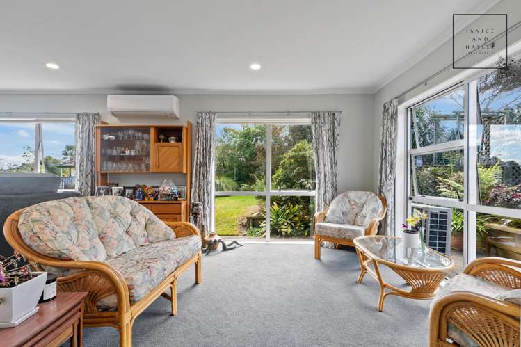 27 Trossach Place Wattle Downs_4