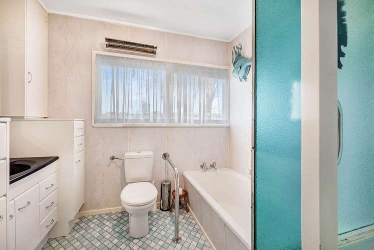 24 Milton Road Orewa_17