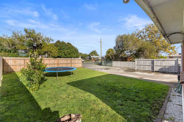 146 Clevedon Road Papakura_15