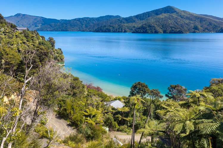 2787 Queen Charlotte Drive Queen Charlotte Sound_29