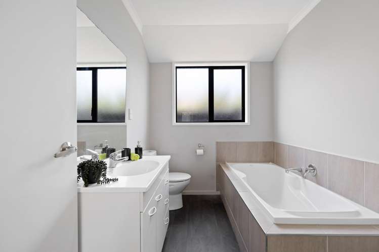 13 Chadwick Place Rototuna North_21