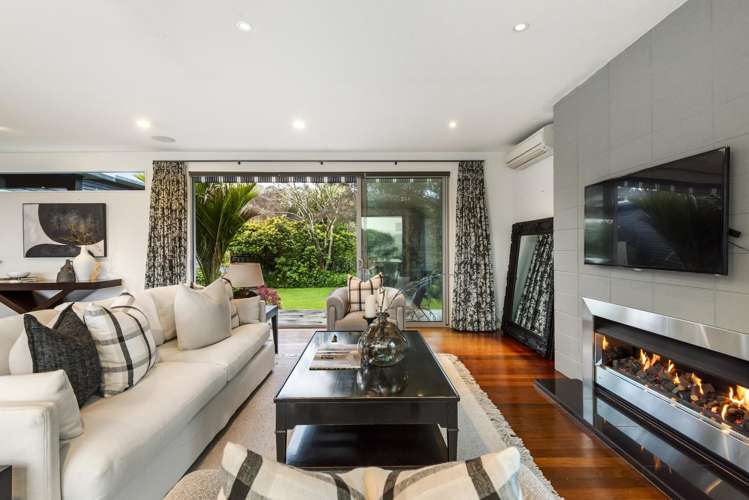 26 Matheson Road Red Beach_17