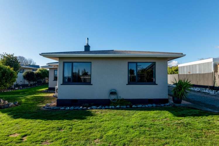 1 Lemari Avenue Stoke_25