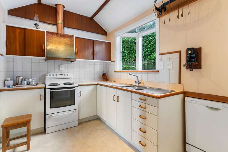 59 Killarney Avenue Torbay_6