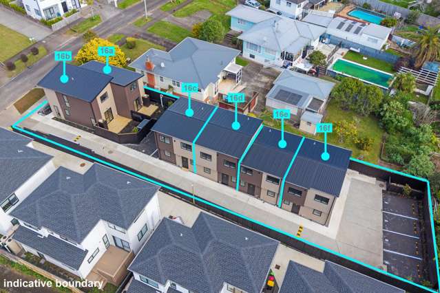 Boutique Freehold Living - Blockhouse Bay