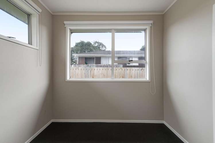 10 Siska Place Wattle Downs_13