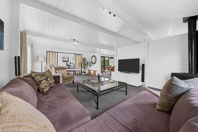 17 Chablis Place_3