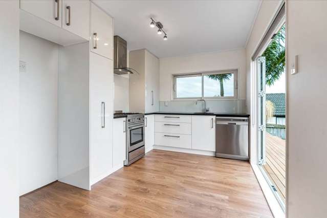 3/143 Birkdale Road Birkdale_3