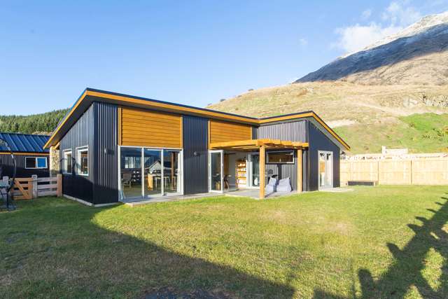 52 Myles Way Lower Shotover_4