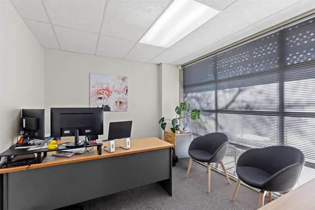 4/41 Sir William Pickering Drive Burnside_4